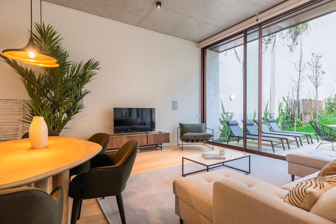 Hidden Pearl W/ Patio & Pool By Lovelystay Lisbona Esterno foto