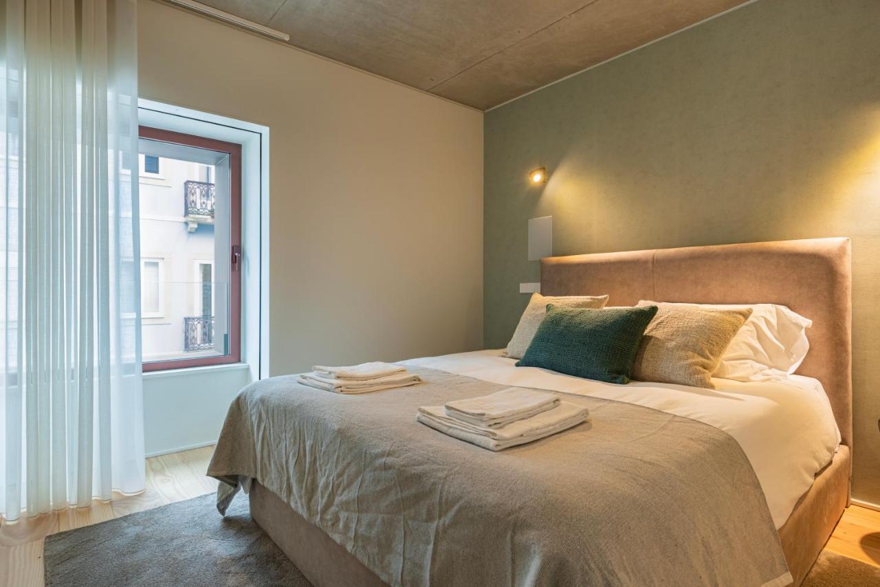Hidden Pearl W/ Patio & Pool By Lovelystay Lisbona Esterno foto