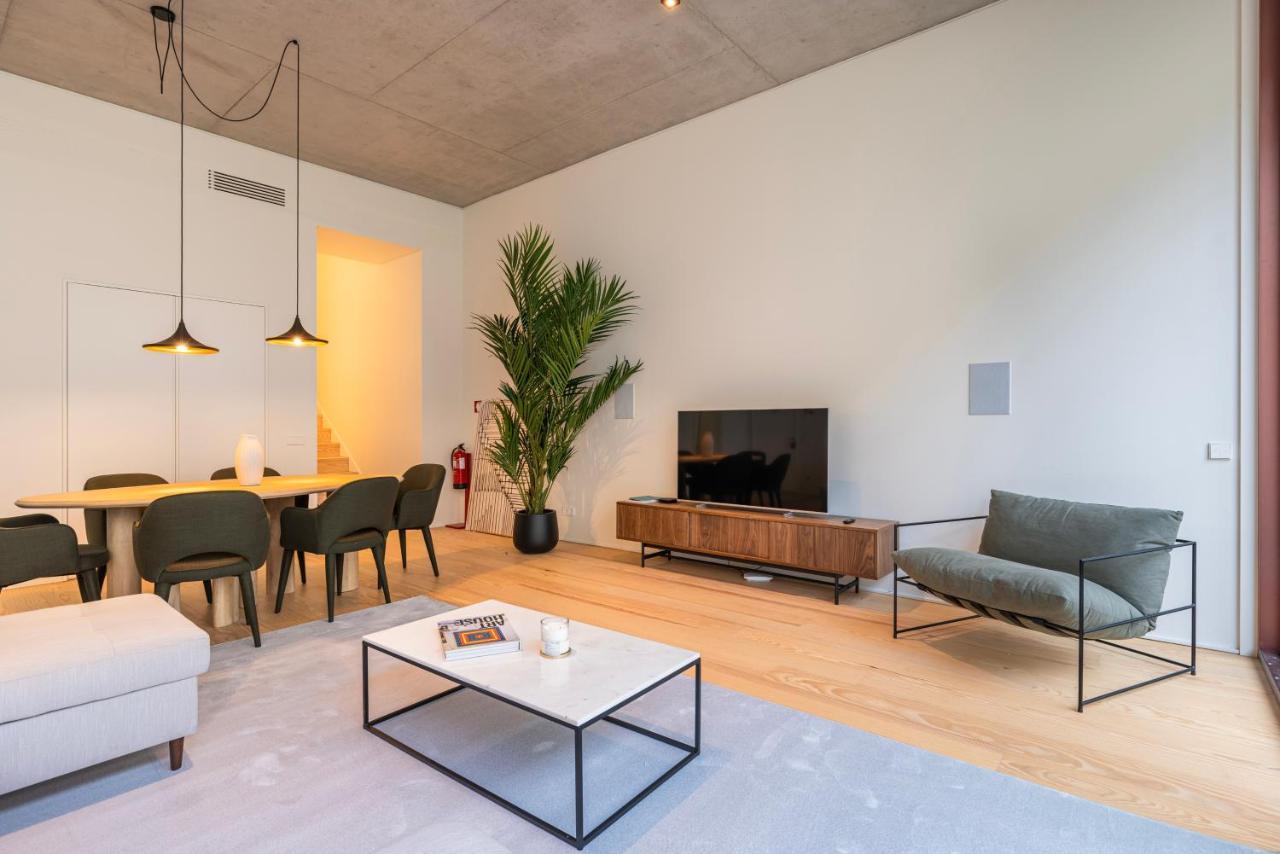 Hidden Pearl W/ Patio & Pool By Lovelystay Lisbona Esterno foto