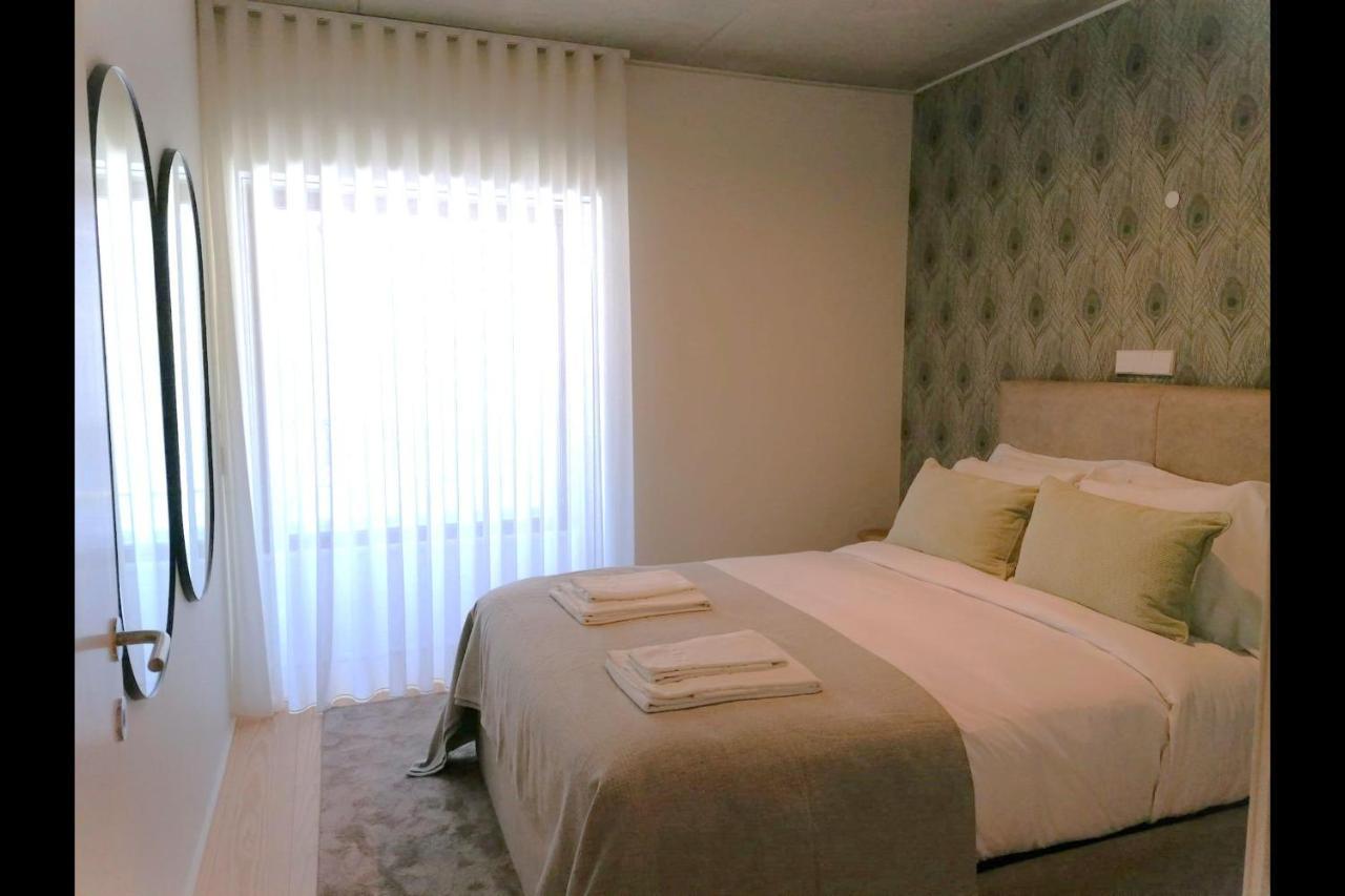 Hidden Pearl W/ Patio & Pool By Lovelystay Lisbona Esterno foto